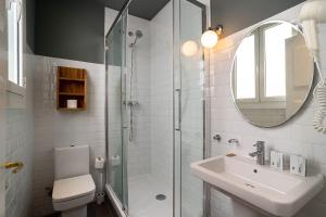 Kúpeľňa v ubytovaní Casa Gracia Apartments