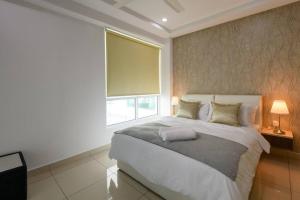 Katil atau katil-katil dalam bilik di 2R1B/Seaview Tropical /1~8Pax/Gurney Mansion One