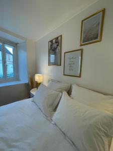 Ένα ή περισσότερα κρεβάτια σε δωμάτιο στο Appartement Dampierre en yvelines