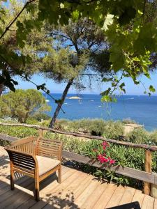 Zdjęcie z galerii obiektu Villa Terra Casanova pieds dans l'eau à 20 mn d Ajaccio w mieście Villanova