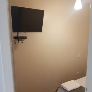 Soul Hostel Av Paulista Bela Vista 2的电视和/或娱乐中心