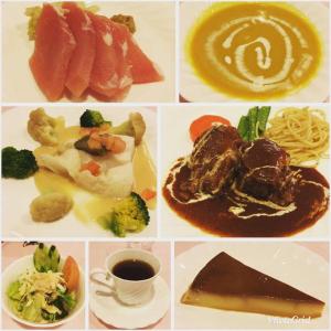 kolaż zdjęć różnych rodzajów żywności w obiekcie Petit Hotel Shitaka w mieście Hakuba