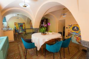 Posedenie v ubytovaní Palazzo Previtera Hotel & Restaurant