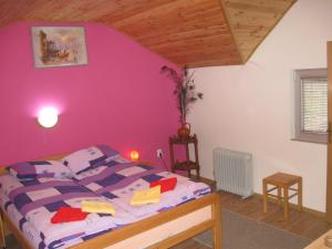 Voodi või voodid majutusasutuse Amfora Rooms Caribrod toas +37 fotot