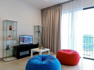 TV a/nebo společenská místnost v ubytování LetStay@Setia Alam/City Mall/Convention Centre