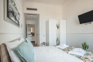 Posteľ alebo postele v izbe v ubytovaní Your Home in Florence next to the central train station