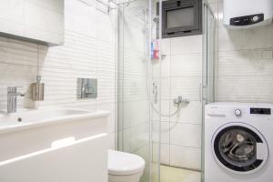 Fotografie z fotogalerie ubytování Flat with Shared Pool Close to the Beach in Cesme v destinaci Cesme