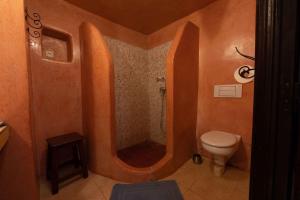 A bathroom at Touda Ecolodge