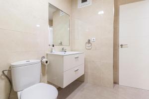 Łazienka w obiekcie Allo Apartments Consistorio Centro 2 Habitaciones