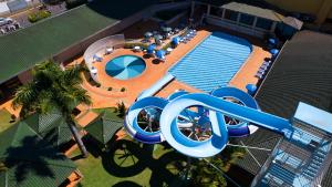 A piscina localizada em Hotel Golden Park Internacional Foz & Convenções By Nacional Inn ou nos arredores