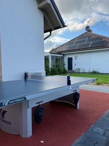 Tenis stołowy w obiekcie BURSZTYNOWA-PRZYSTAŃ lub pobliżu