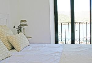 A bed or beds in a room at Apartamento con vistas al Mar