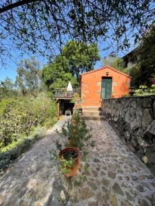 The building in which the holiday home is located