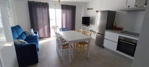 Kuchnia lub aneks kuchenny w obiekcie Duplex RiAnna