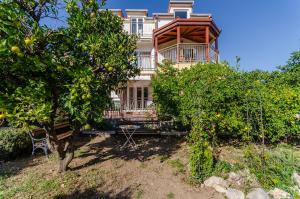 Vonkajšia záhrada v ubytovaní Apartment Benzon