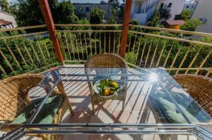 Balkón alebo terasa v ubytovaní Apartment Benzon