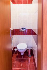 Koupelna v ubytování Hotel SOREA HUTNÍK I. + 27 fotografií