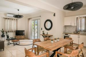 Η κουζίνα ή μικρή κουζίνα στο Villa Thalassa Kefaloniaprivatevillas