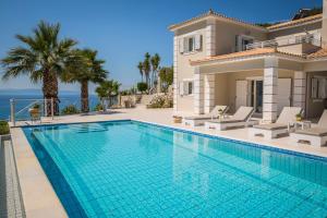 Πισίνα στο ή κοντά στο Villa Thalassa Kefaloniaprivatevillas