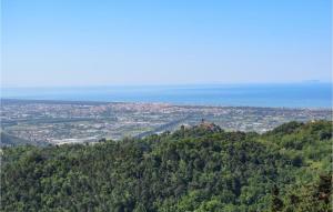 a view of a city from the top of a mountain at 3 Bedroom Lovely Home In Camaiore in Camaiore