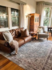 Gallery image of Woolrich Historic Garden Accommodation in Olinda