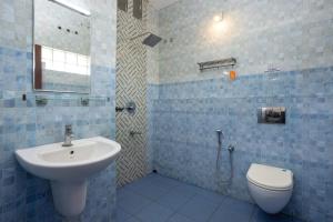 Un baño de Homested Homestay Fort Kochi 37 fotos más