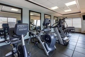 Fitness centrum a/nebo fitness zařízení v ubytování Best Western Plus North Odessa Inn & Suites