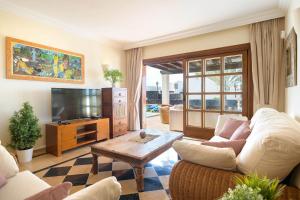Telewizja i/lub zestaw kina domowego w obiekcie Hipoclub Villas, Aguamarina 1