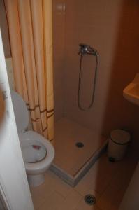 Kúpeľňa v ubytovaní Chalikias Rooms