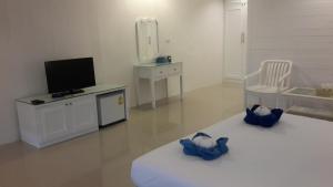 TV a/nebo společenská místnost v ubytování PP Blue Sky Resort-SHA Plus + 37 fotografií