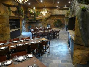 En restaurant eller et andet spisested på Jamala Wildlife Lodge
