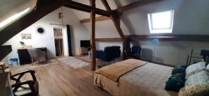 Postel nebo postele na pokoji v ubytování Le Clos Macé - Maison d'hôtes proche BLOIS CHAMBORD