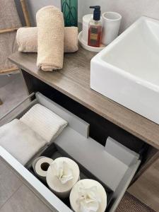 Fotografie z fotogalerie ubytování Precioso ático, nuevo, a 50m de la playa, Manilva v destinaci Manilva