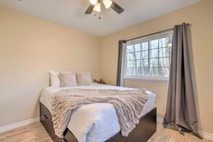 Gallery image of Spacious and Private Home with Lazy Mountain View in Palmer