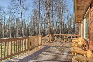 Gallery image of Spacious and Private Home with Lazy Mountain View in Palmer