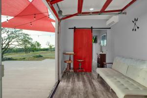 Et opholdsområde på Best Little Fredericksburg Texas Bed And Breakfast + 14 billeder