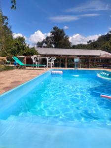 Der Swimmingpool an oder in der Nähe von Du vadinho hotel