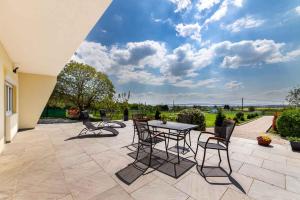 Balkón alebo terasa v ubytovaní Apartment in Cserszegtomaj - Balaton 43108