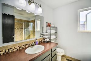Bany a Inviting Lake Sutherland Home Kayaks and View! 34 fotos més