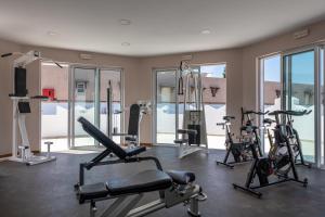 Fitness centrum a/nebo fitness zařízení v ubytování Gaia Village