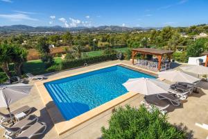 Bazén v ubytování Sunset Villa Javea with private pool,tennis and padel court nebo v jeho okolí