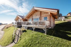 The building in which the holiday home is located