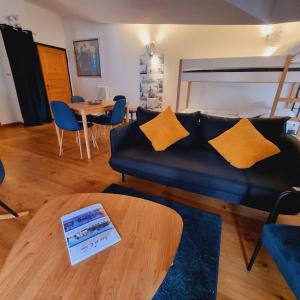 Posedenie v ubytovaní ALPES IV - Hyper Centre - Parking - 40m²