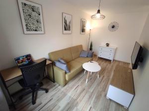 Televízia a/alebo spoločenská miestnosť v ubytovaní ***Casablanca Apartament*** - 40m² ✓