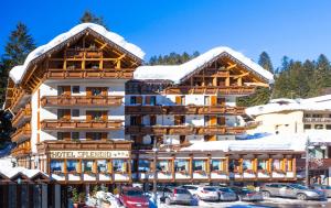 Gallery image of Hotel Splendid in Madonna di Campiglio