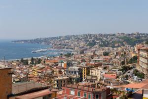 una vista aerea di una città e dell'acqua di Chiaia Stunning SeaView StudioFlat with 2 Terraces By HouseinNaples a Napoli