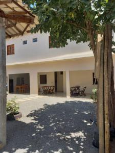 Το κτήριο όπου στεγάζεται  ο ξενώνας +18 φωτογραφίες