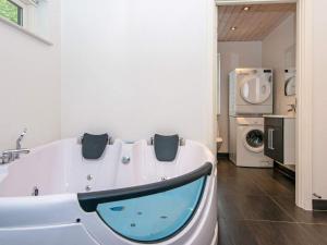 Fotografie z fotogalerie ubytování Holiday home Ebeltoft CXLI v destinaci Ebeltoft