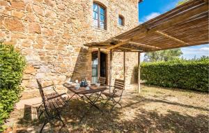 Zahrada ubytování 2 Bedroom Cozy Home In Montaione