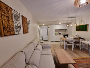 Nhà bếp/bếp nhỏ tại Eminescu Premium Luxury Apartments